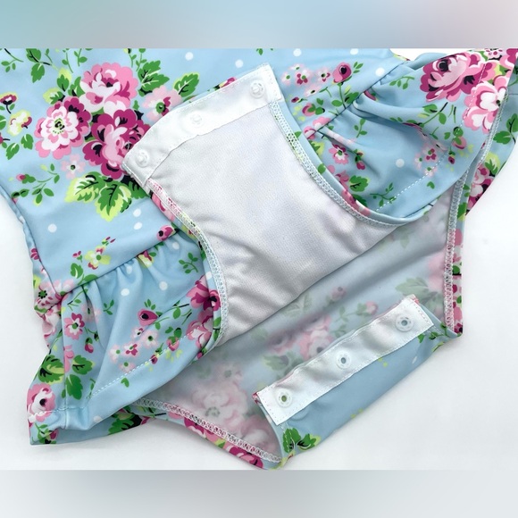 EUC Flap Happy Alissa Ruffle Rash Guard Swimsuit in Blue Country Floral 18M - Picture 7 of 10